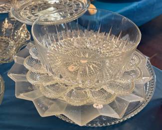 glass bowls, glass cake stand