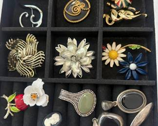 vintage decorative pins and pendants