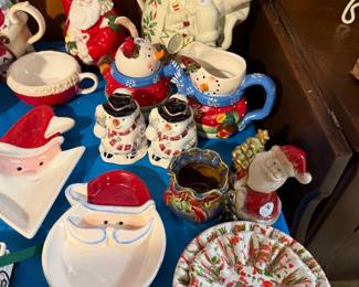 holiday kitchenware