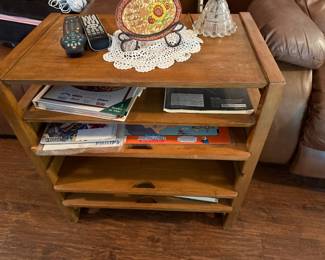 side table with pull out shelves