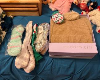 madden girl gift set
