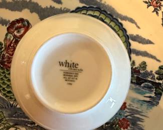 White Elements dish set