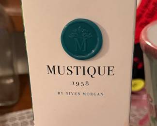 This is a Niven Morgan "Mustique 1958" Velveting Body Lotion in Box