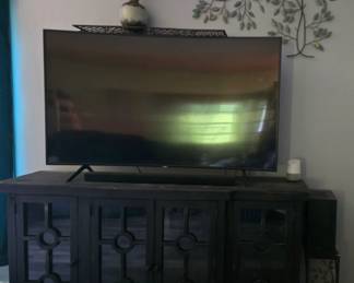 TV & Cabinet