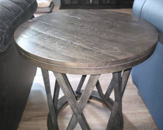 End table