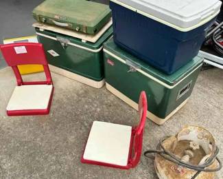 HE112Vintage Coolers And Stadium Chairs
