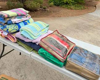 HE108Towels And Vintage Blankets Mystery Lot
