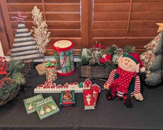 HE164Christmas Collection With Advent Calendar 