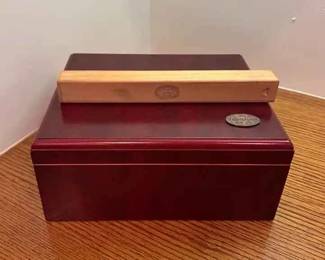 HE215Humidor And More