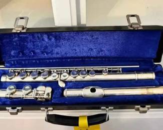 HE180Vintage Bundy Flute