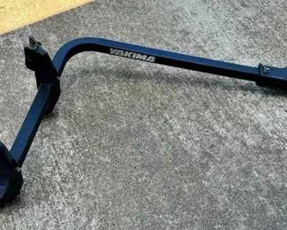 HE122Yakima Tow Hitch Bike Rack