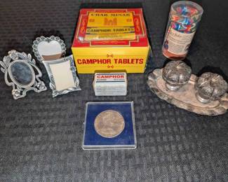 HE270Silver Plated SP Shakers, Tiny Pewter Frames, NZ Dollar,  More