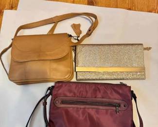 HE208Womens Purse Bundle