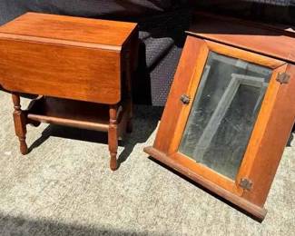 HE119Vintage Side Table And Bathroom Mirror