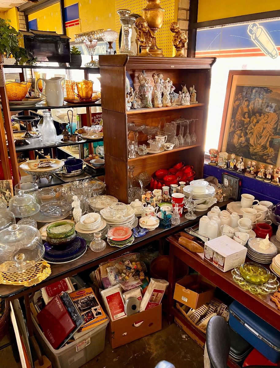 Vintage glassware , tea cups and saucers