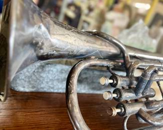 Antique instruments 