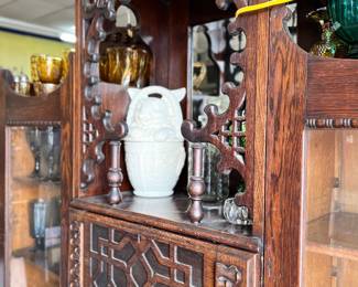 Stunning hutch with glass doors 