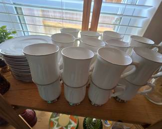 Luncheon sets - Royal Victoria Fine Bone China Englan