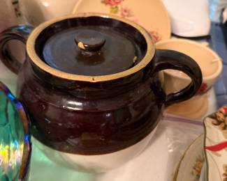 Two tone bean pot