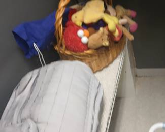 ERNIE, STUFFED TOYS