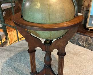Rand McNally Terrestrial Globe