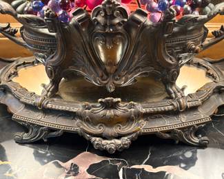 Mirrored plateau to lamp