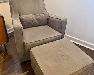 Monte Glider - Designer Nursery Chair