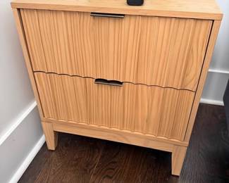 Side table fluted, Lamp