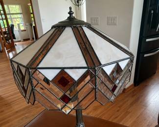c Tiffany Style Lamp