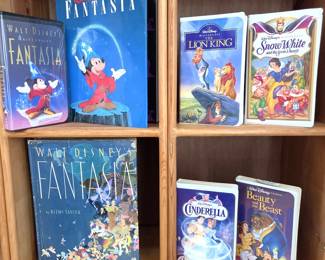 Disney VHS Movie Collection with Fantasia Books – Lion King, Beauty and the Beast, Cinderella & More