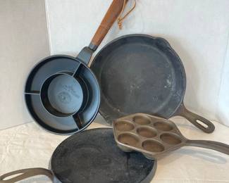  Vintage Cast Iron Skillets Crepe Tortilla Egg Cooker Set Kitchen Cookware