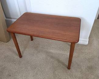 Solid Wood Children's Activity Table – 26" x 16" Mid-Century Style