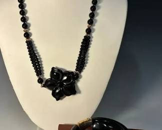 Stone Flower Necklace