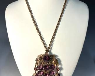 Vintage Gold Tone With Purple Stone Grape Cluster Pendant Or Dress Clip