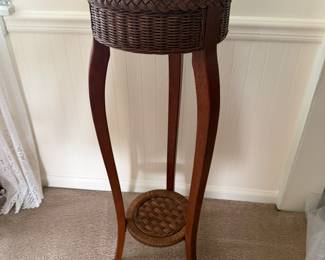 Plant stand