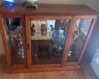 f display cabinet