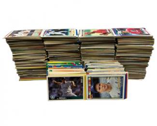 79 MixedUnsortedBaseballCardsVarietyofTeamsandMakers