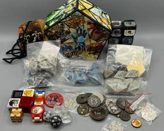 97 DungeonsDragonsDiceTokensCoinswithHexagonBox