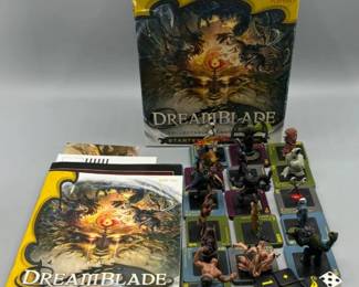 95 DreambladeCollectableMiniaturesGameStarterSetwithFiguresDice