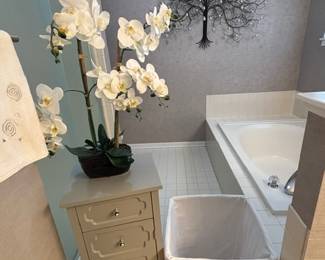 Grey Cabinet, Lg Basket, Decor