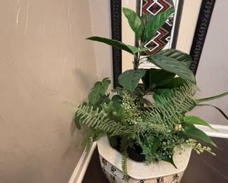 Asian Pot w/Floral