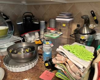 Keurig/Access., Linens, Bowls