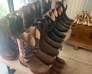 13 Pair Size 7 1/2 Cowboy Ropers, Rancho Grande, Alfa, SidewinderRoper, Texas Boot Ranch, Ariat, Rockin Leather