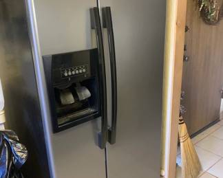 Whirlpool Side by Side Refrigerator