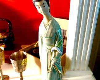 Vintage signed Chinese princess