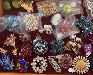 Vintage Costume Jewelry