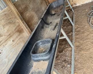 livestock feeder