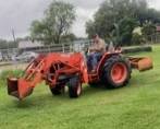 Kubota Tractor front end loader