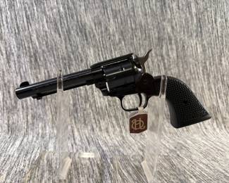 HERITAGE RR22B4PG 22CAL REVOLVER PISTOL