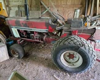 BARN FIND International Tractor 284 w  Mower